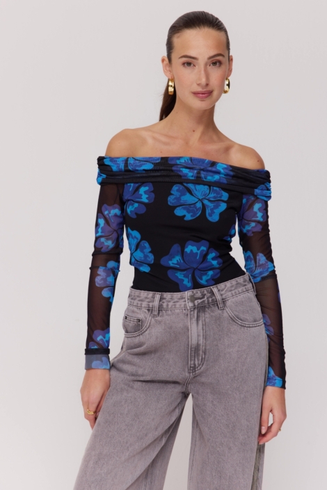 Harper & Yve blauwe dames t-shirt | Model vooraanzicht