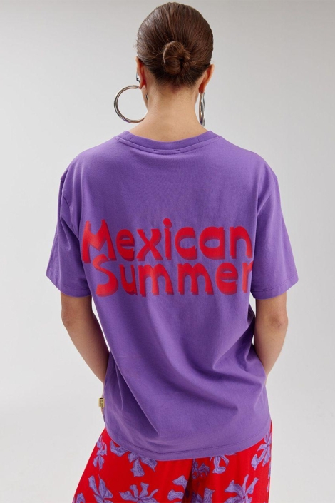 Harper & Yve paarse dames t-shirt | Model achteraanzicht