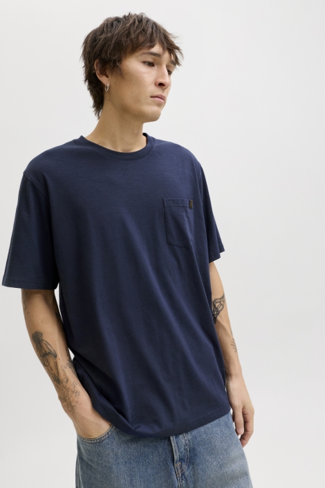 Jack & Jones blauwe heren t-shirt | Model vooraanzicht