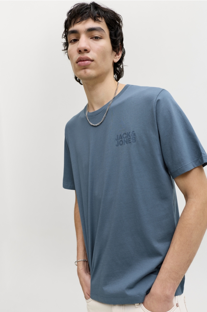 Jack & Jones blauwe heren t-shirt | Model vooraanzicht