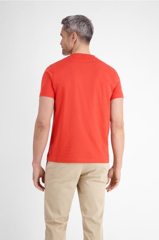 Lerros oranje heren t-shirt | Model achteraanzicht