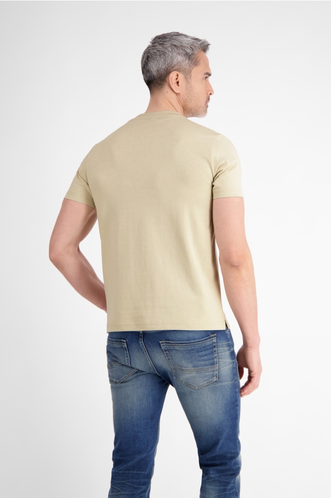 Lerros beige heren t-shirt | Model achteraanzicht