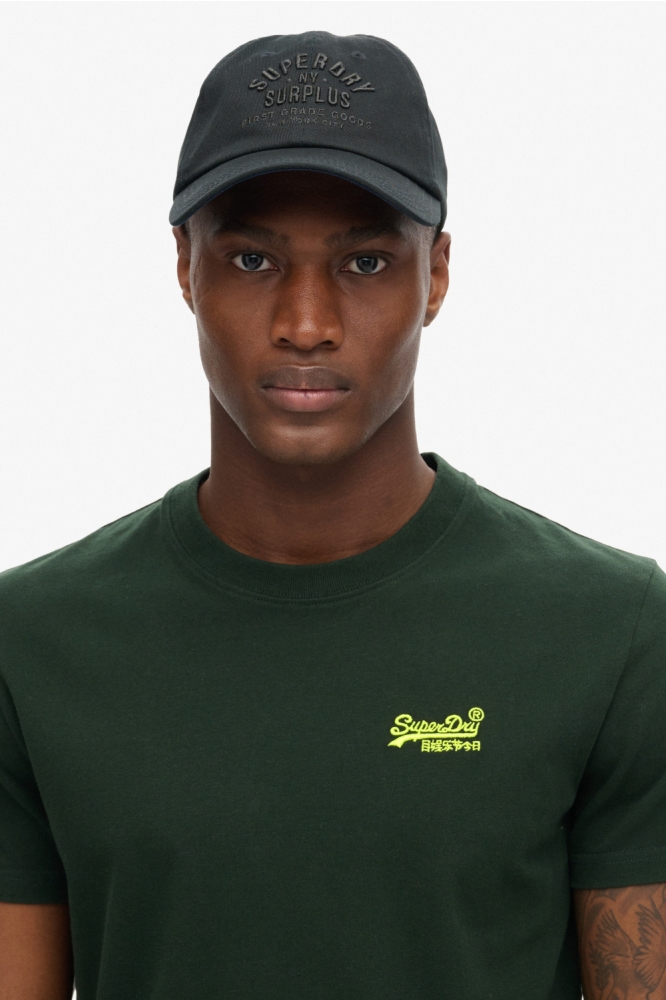 Superdry groene heren t-shirt | Close up