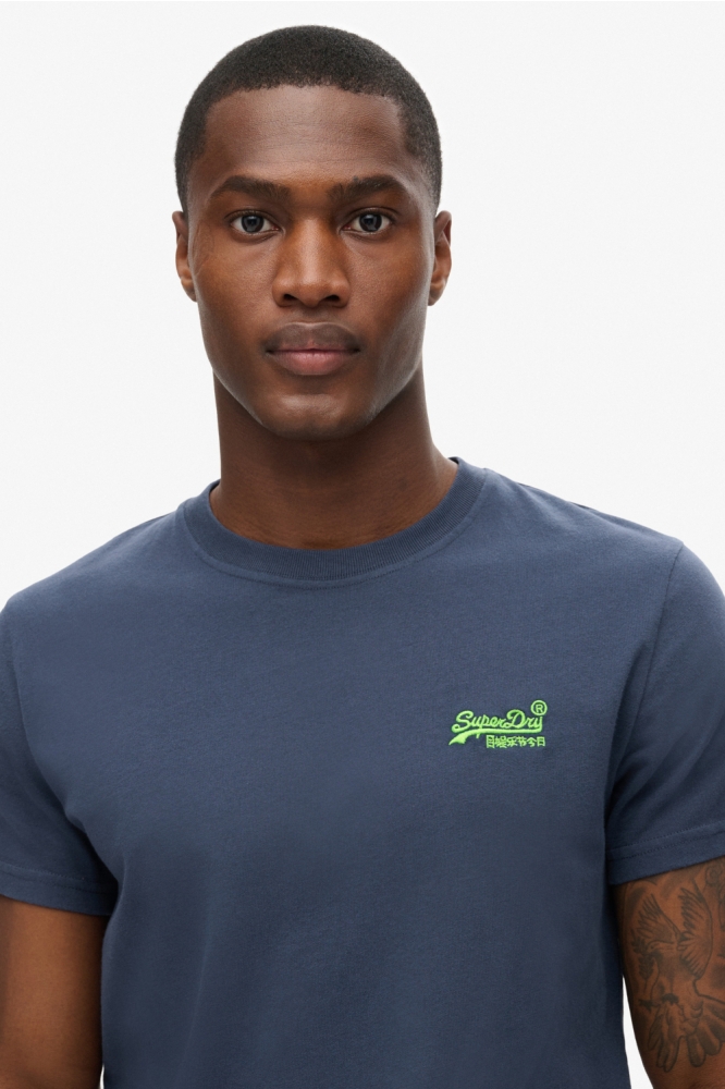 Superdry blauwe heren t-shirt | Close up