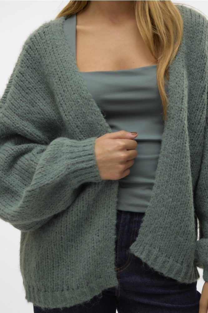 Vero Moda groene dames vest | Close up