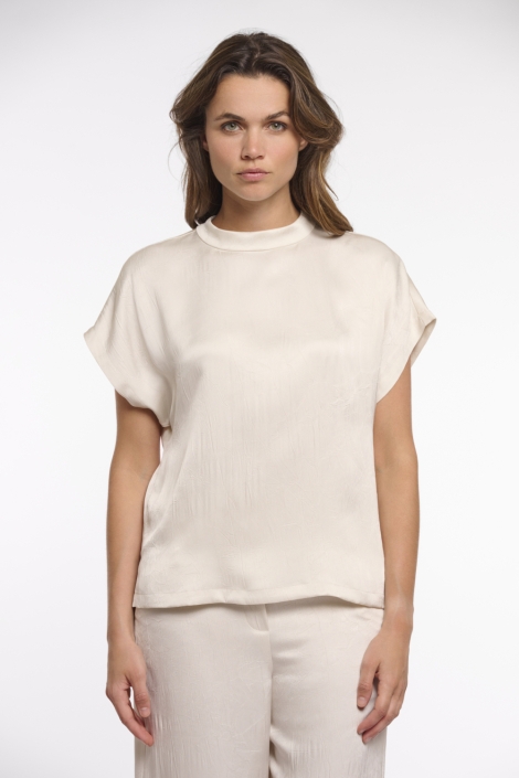 Rino & Pelle beige dames t-shirt | Model vooraanzicht