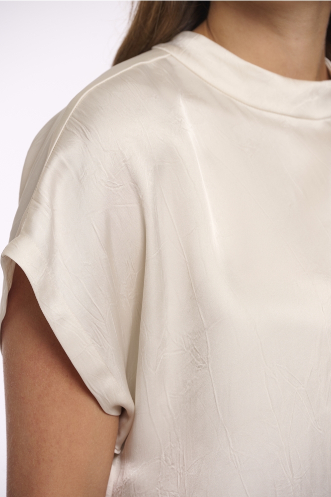 Rino & Pelle beige dames t-shirt | Close up