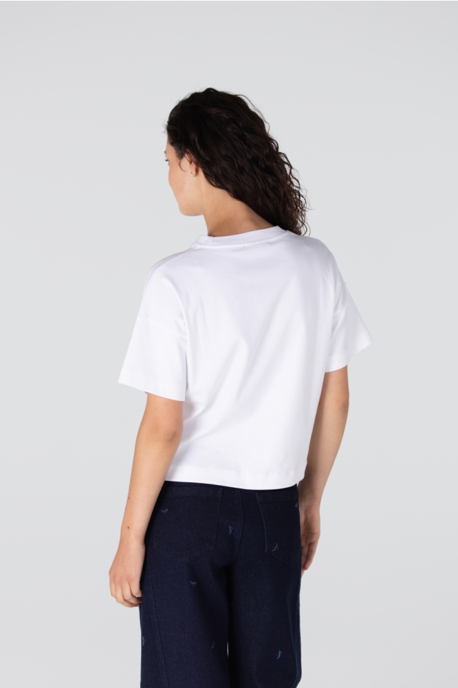 Juffrouw Jansen witte dames t-shirt | Model achteraanzicht