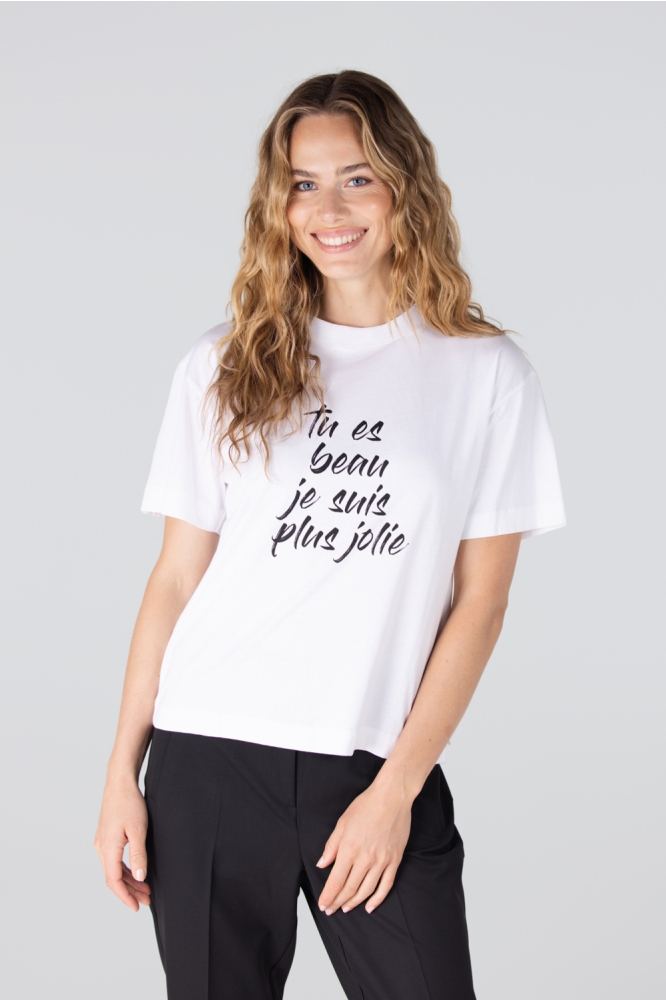 Juffrouw Jansen witte dames t-shirt | Model vooraanzicht