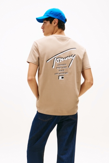 Tommy Jeans T-shirt TJM REG SIGN CITY TEE EXT DM0DM22120 AFE COASTAL TAUPE