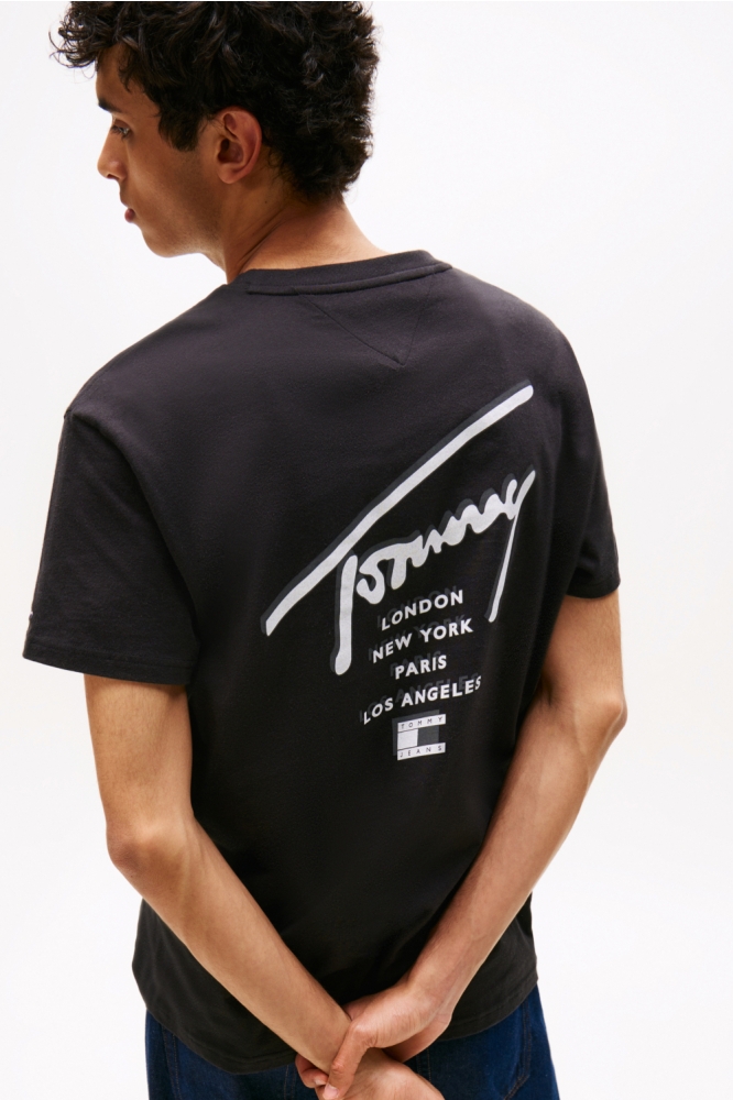 Tommy Jeans zwarte heren t-shirt | Model achteraanzicht