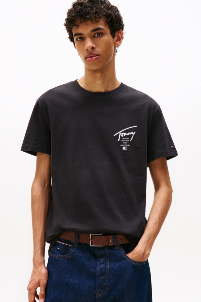 Tommy Jeans zwarte heren t-shirt | Model vooraanzicht