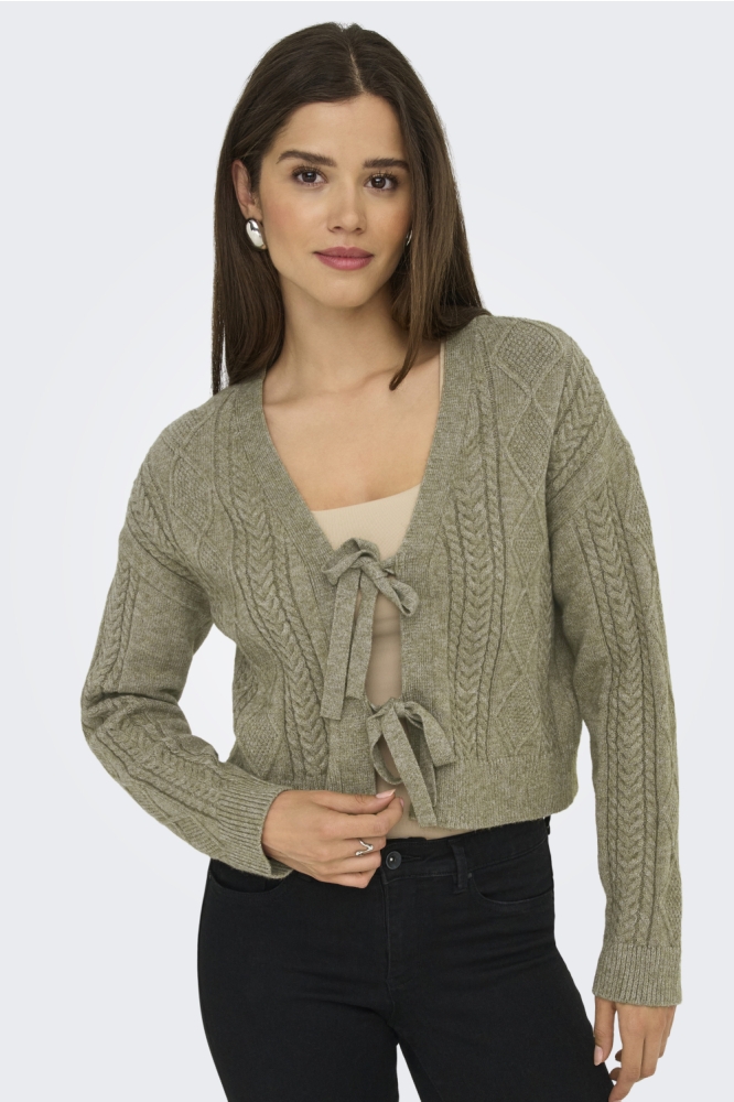 Only groene dames vest | Model vooraanzicht