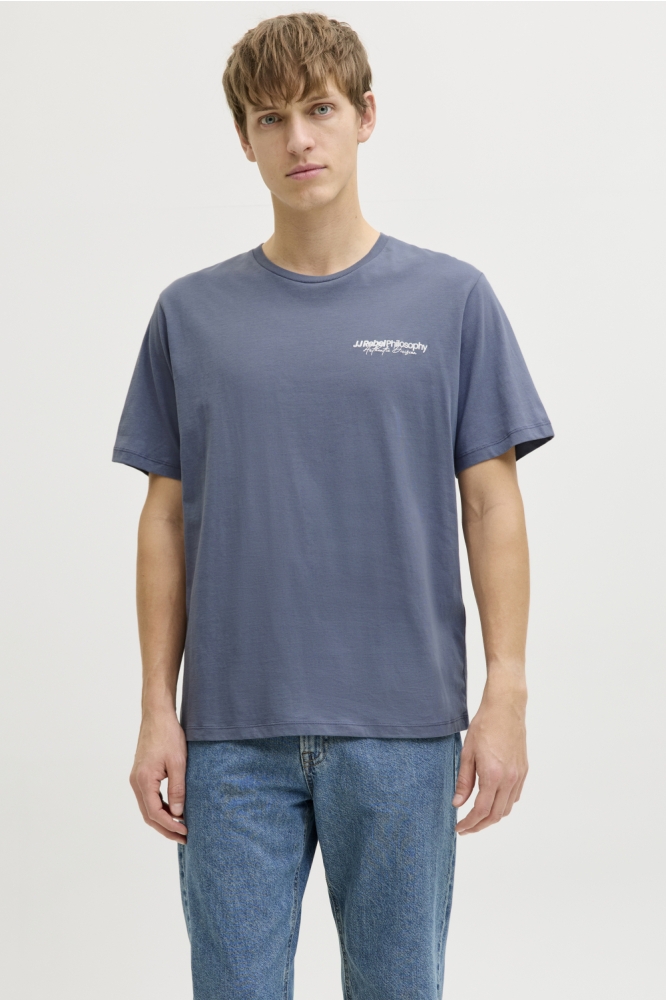 JJ Rebel blauwe heren t-shirt | Model vooraanzicht