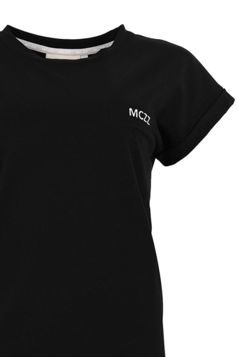 Maicazz zwarte dames t-shirt | Close up