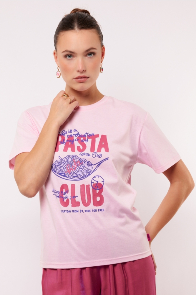 Fluresk roze dames t-shirt | Model vooraanzicht