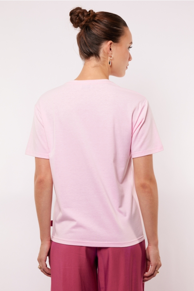 Fluresk roze dames t-shirt | Model achteraanzicht