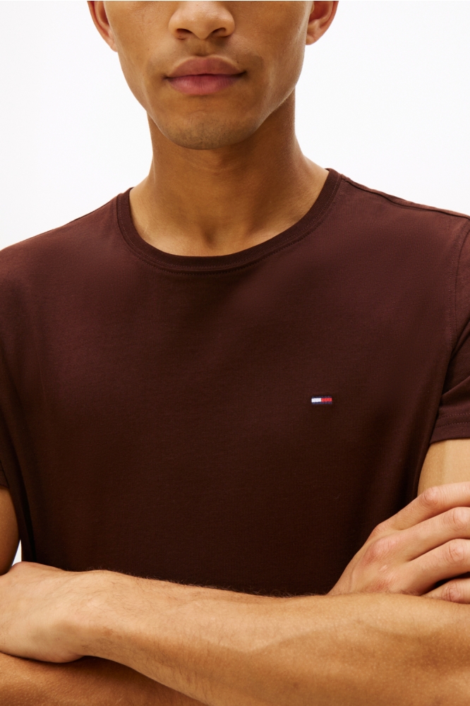 Tommy Jeans bruine heren t-shirt | Close up