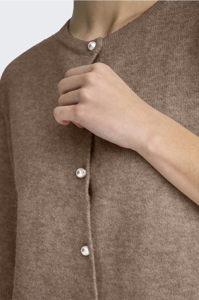 Jacqueline de Yong bruine dames vest | Close up