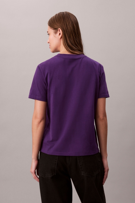 Calvin Klein paarse dames t-shirt | Model achteraanzicht