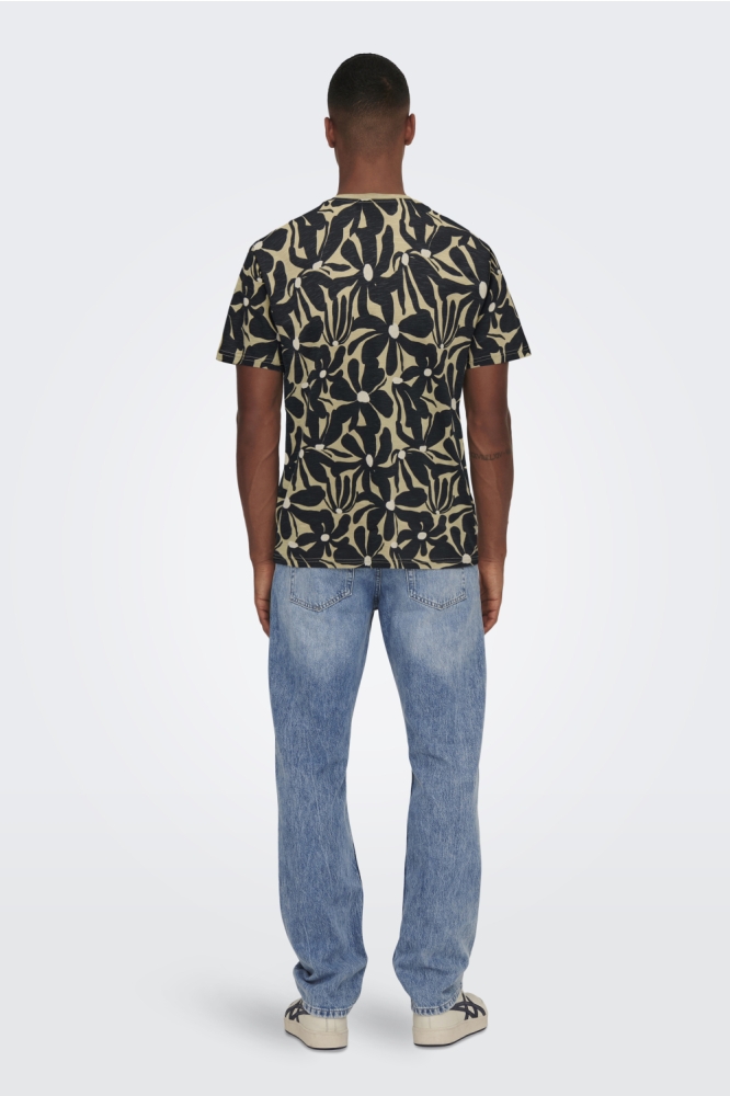 Only & Sons zwarte heren t-shirt | Model