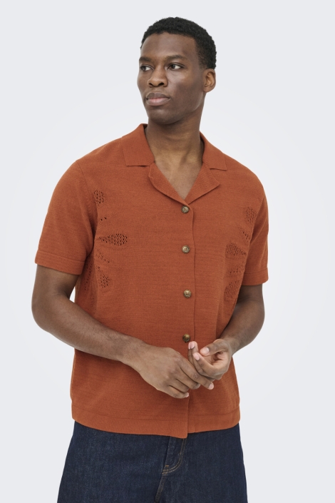 Only & Sons bruine heren overhemd | Model vooraanzicht