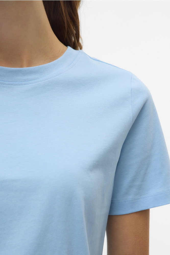 Vero Moda blauwe dames t-shirt | Close up