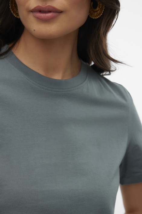 Vero Moda groene dames t-shirt | Close up
