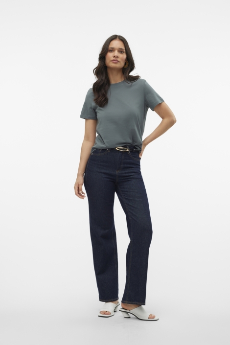 Vero Moda groene dames t-shirt | Model vooraanzicht