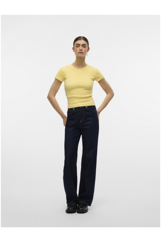 Vero Moda gele dames t-shirt | Model