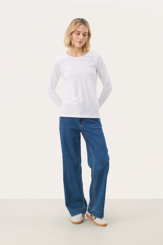 Part Two witte dames t-shirt | Model