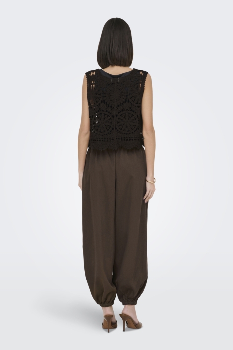 Jacqueline de Yong bruine dames vest | Model