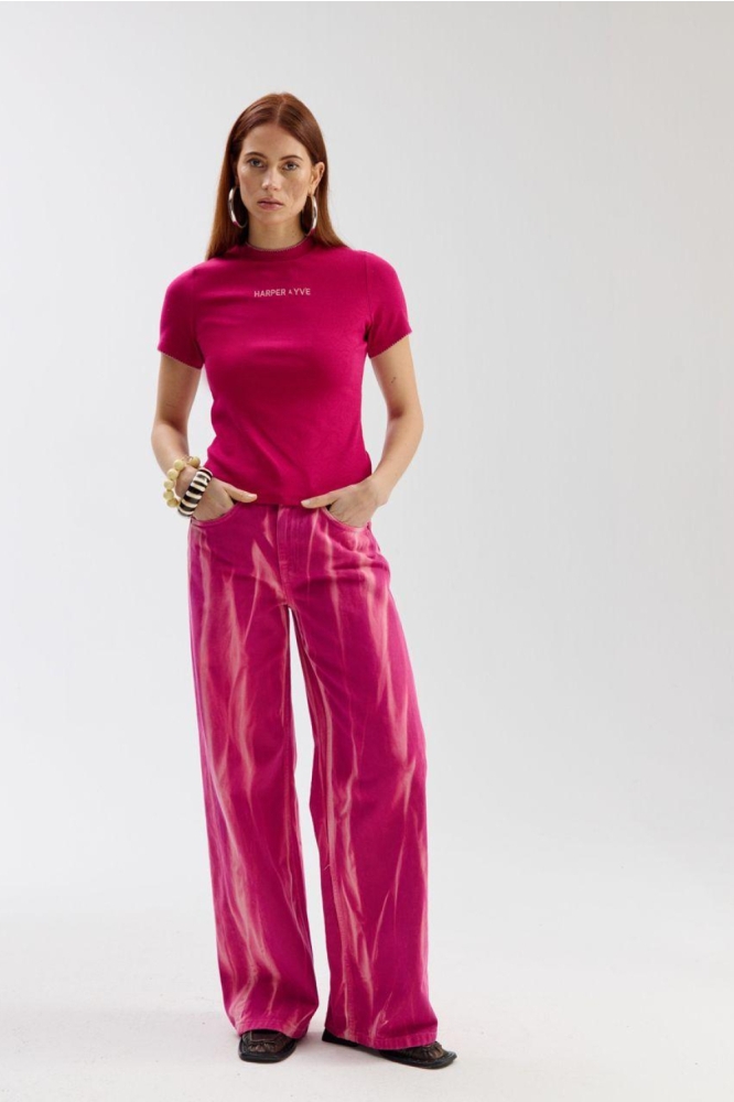 Harper & Yve roze dames t-shirt | Model