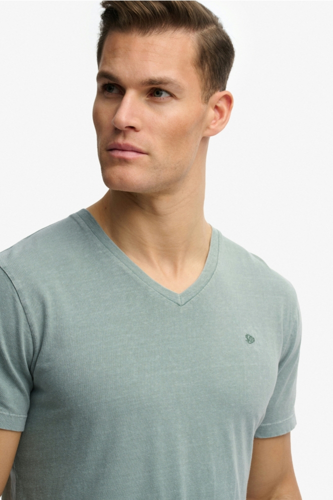 Superdry groene heren t-shirt | Close up