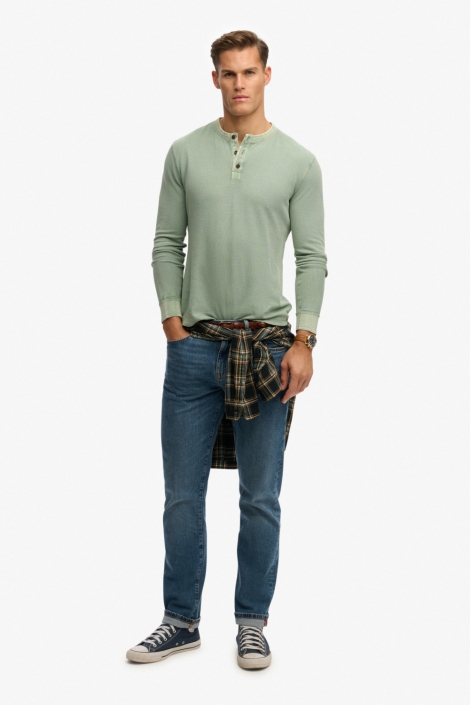 Superdry groene heren t-shirt | Model