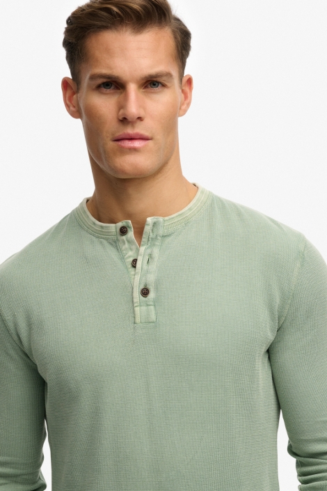 Superdry groene heren t-shirt | Close up