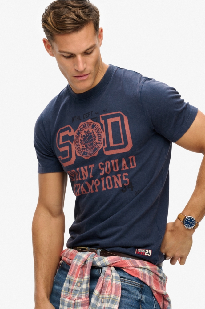 Superdry blauwe heren t-shirt | Model vooraanzicht