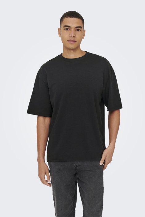 Only & Sons zwarte heren t-shirt | Model vooraanzicht