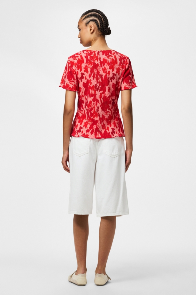 Pieces rode dames t-shirt | Model