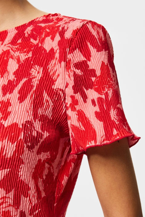 Pieces rode dames t-shirt | Close up