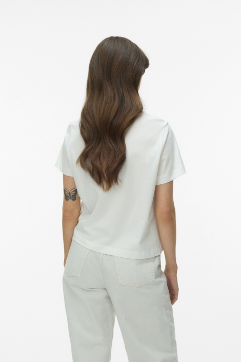 Vero Moda witte dames t-shirt | Model achteraanzicht