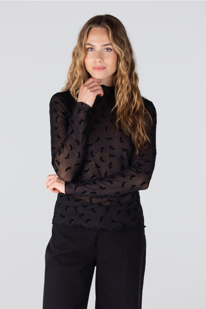 Juffrouw Jansen zwarte dames top | Model vooraanzicht