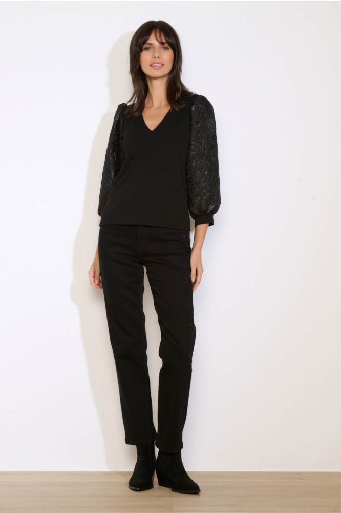 LolaLiza zwarte dames t-shirt | Model