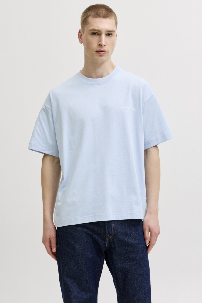 Jack & Jones blauwe heren t-shirt | Model vooraanzicht