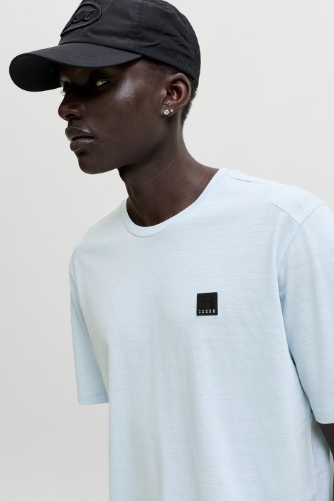 Jack & Jones blauwe heren t-shirt | Model zijaanzicht