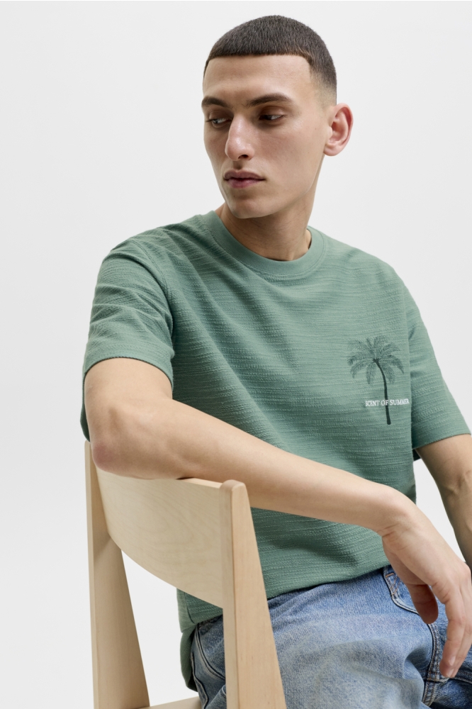 Jack & Jones groene heren t-shirt | Model vooraanzicht