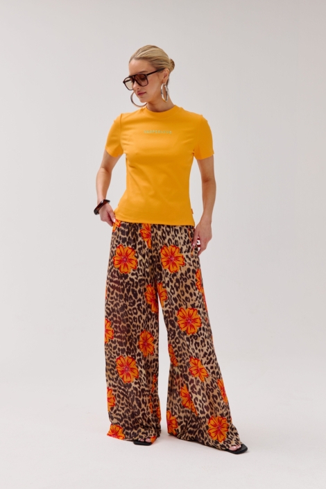 Harper & Yve oranje dames t-shirt | Model