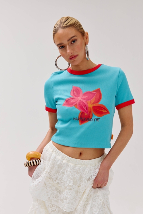 Harper & Yve blauwe dames t-shirt | Model vooraanzicht