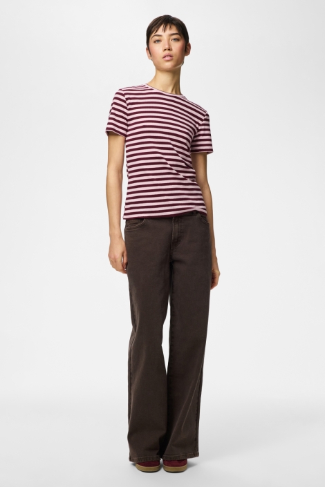 Pieces roze dames t-shirt | Model