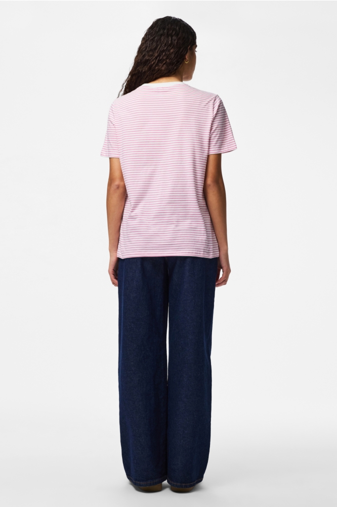 Pieces roze dames t-shirt | Model